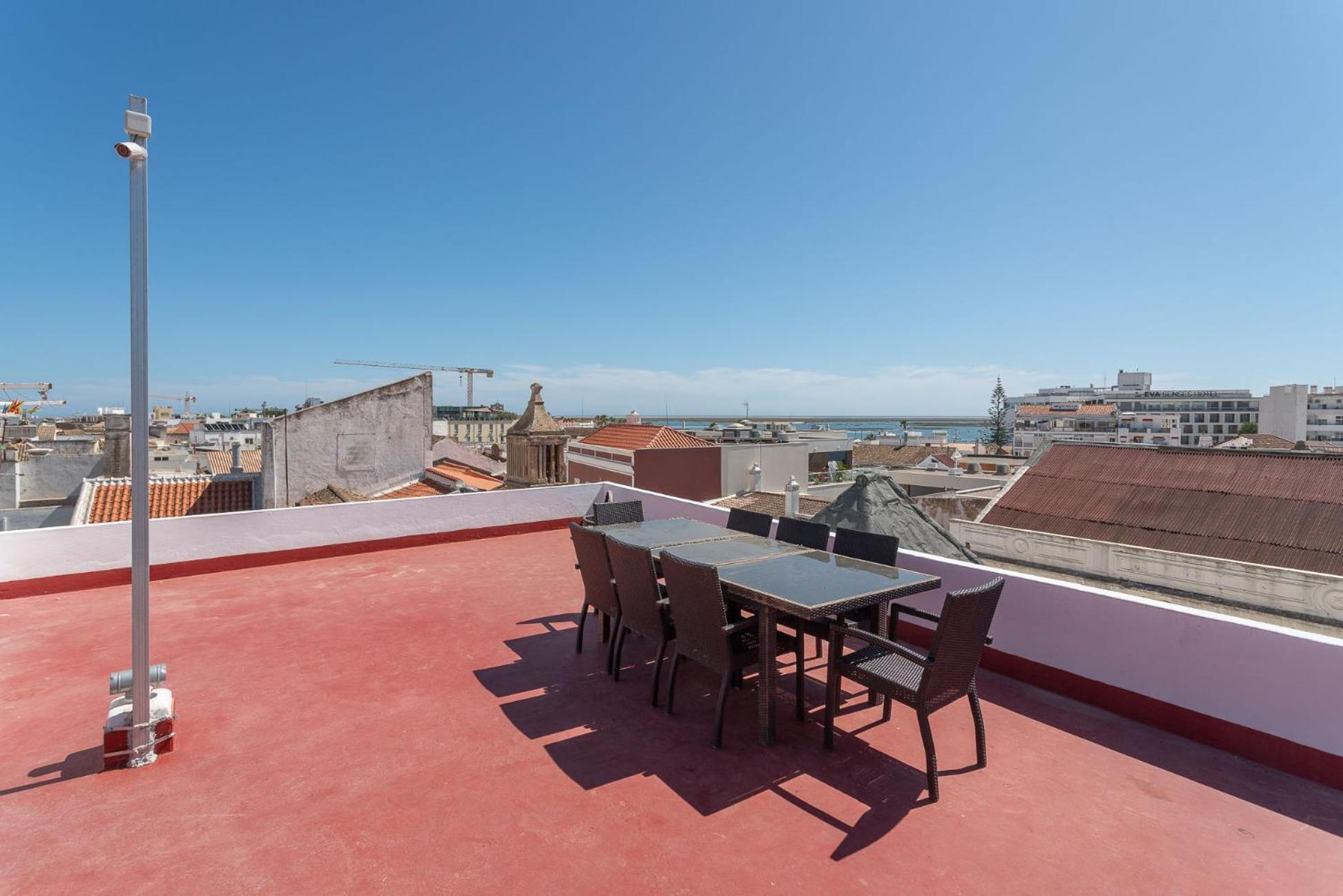 Blife Alicya Private Rooms Faro Bagian luar foto