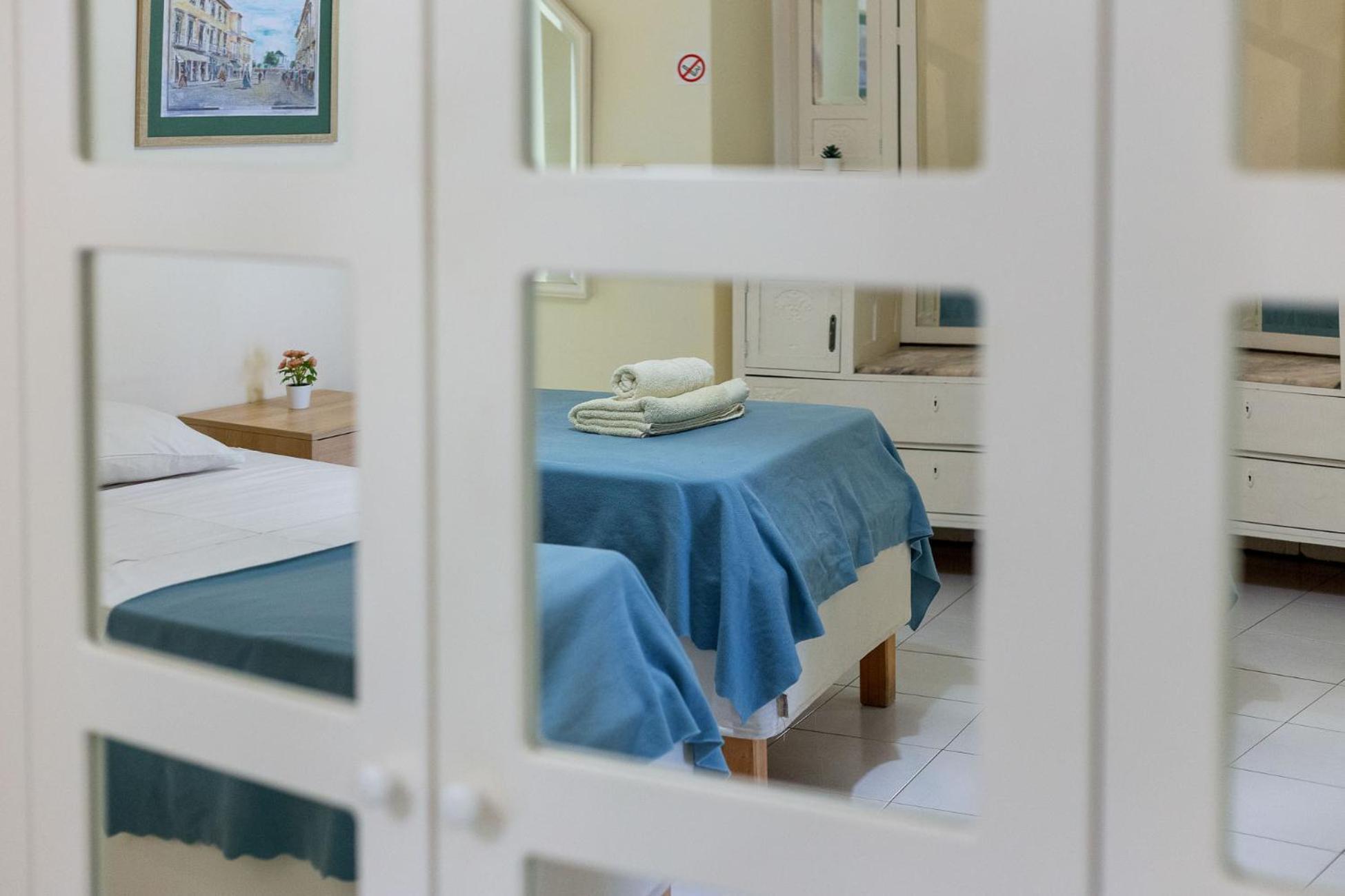 Blife Alicya Private Rooms Faro Bagian luar foto
