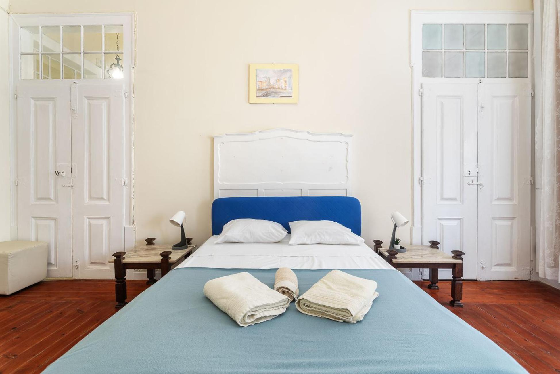 Blife Alicya Private Rooms Faro Bagian luar foto