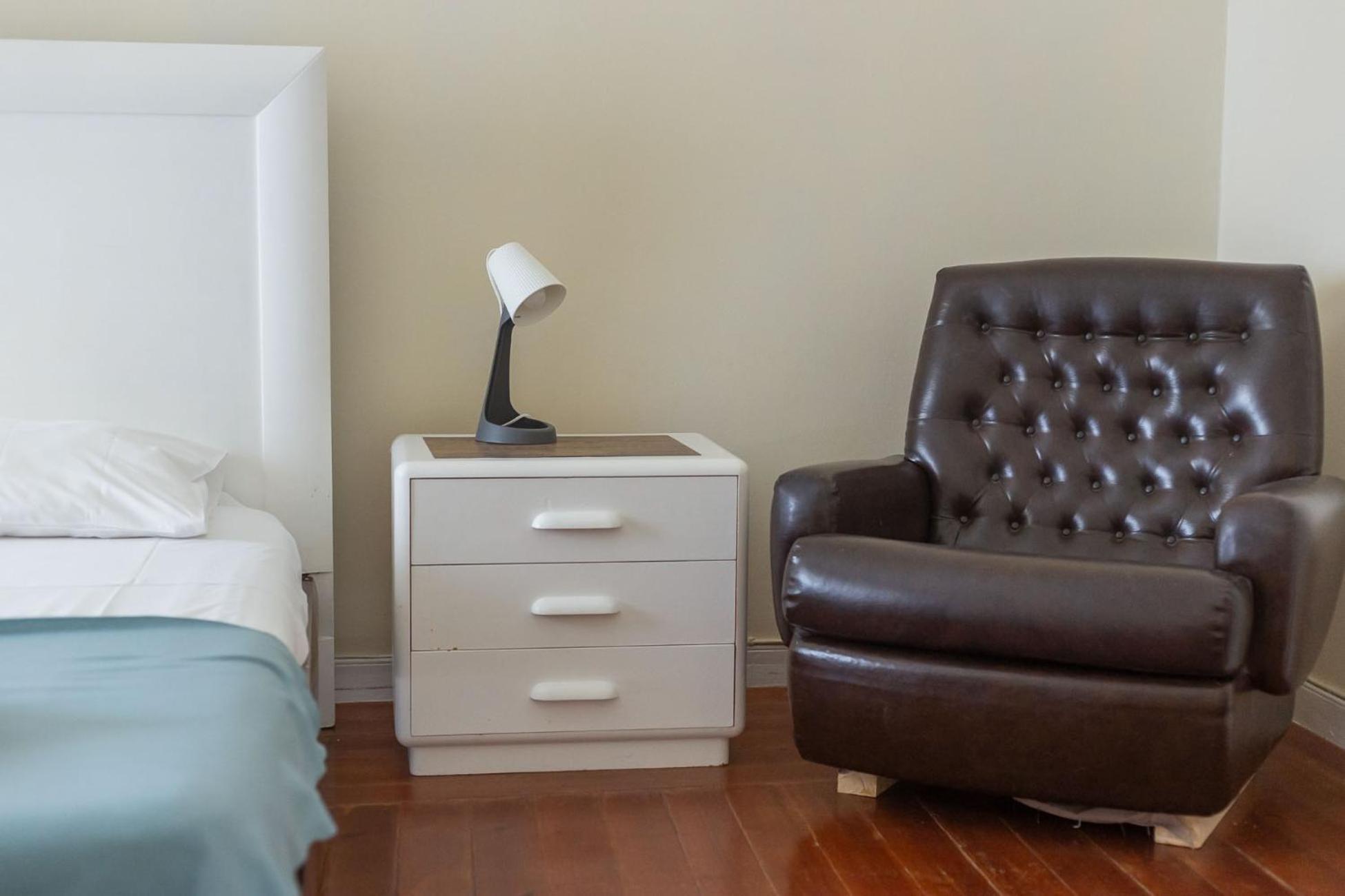 Blife Alicya Private Rooms Faro Bagian luar foto