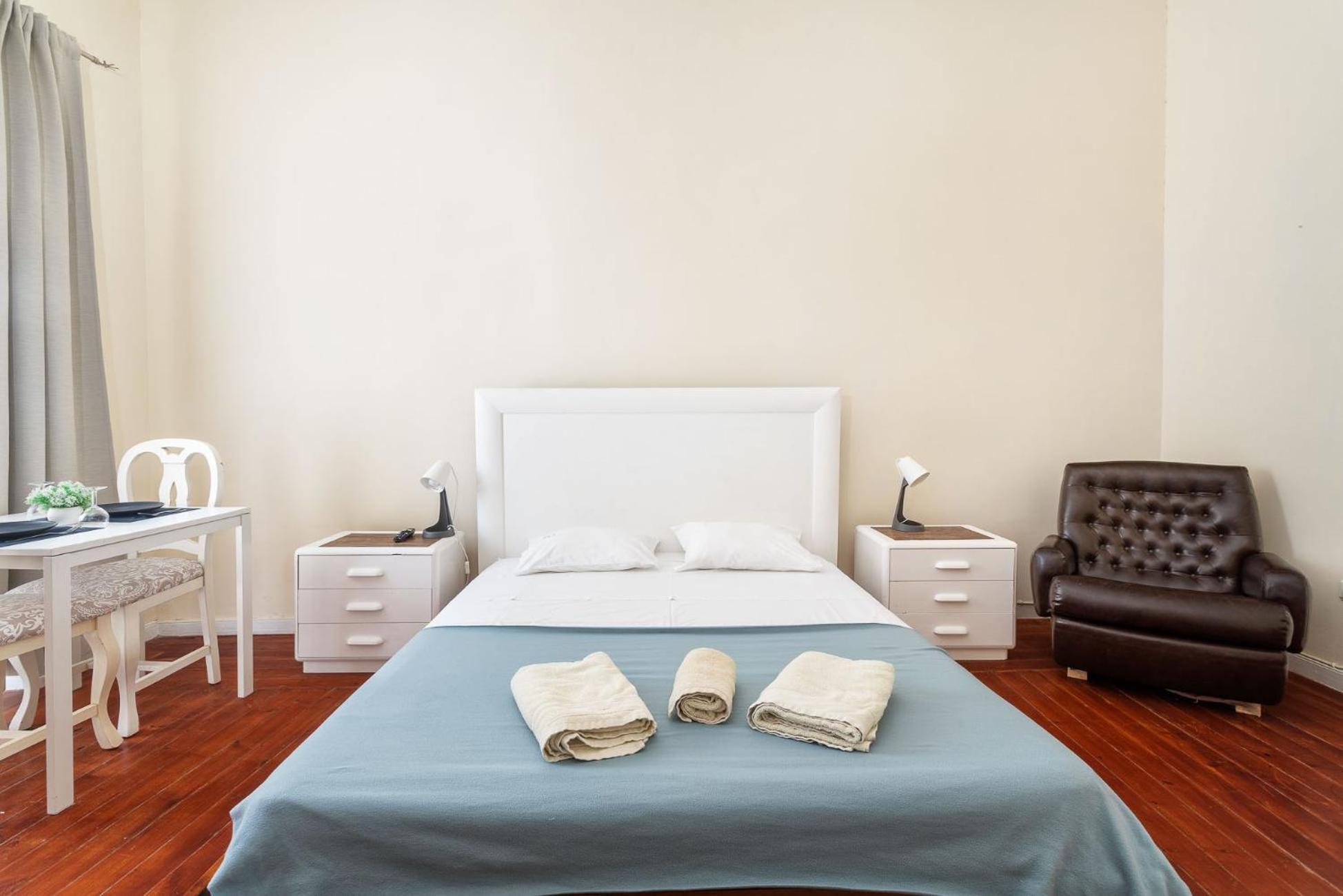 Blife Alicya Private Rooms Faro Bagian luar foto